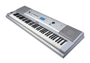 Продам синтезатор Yamaha DGX-220