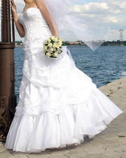 Продам роскошное свадебное платье в стиле маркизы Помпадур