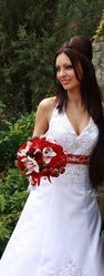 Эффектное свадебное платье  