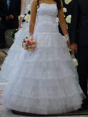 Продам свадебное платье - цена 1800 грн