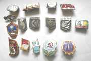 коллекцию значков с 1950 по 2000гг разной тематики