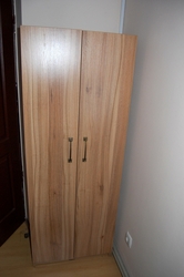 Деревянный шкаф,  б/у,  в идеальном состоянии