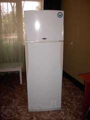 Продам холодильник б/у Rainford в Днепропетровске