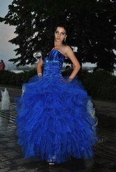 Продам  синее пышное выпускное платье