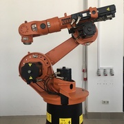 Промышленный робот kuka kr 15
