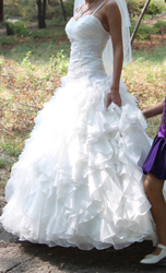 Продам шикарное свадебное платье айвори